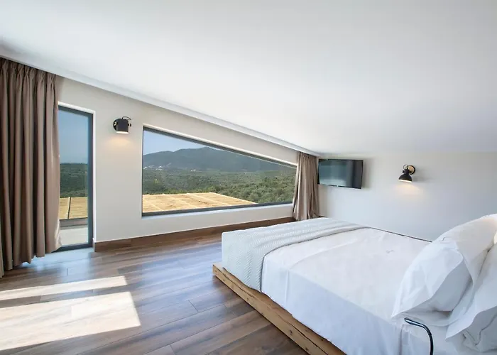 Villa Armante Supreme Villas-villa Nicole Fternon
